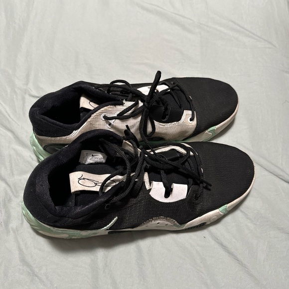 Nike shoes lot. All size 13 in mens. Beaters - Picture 10 of 13